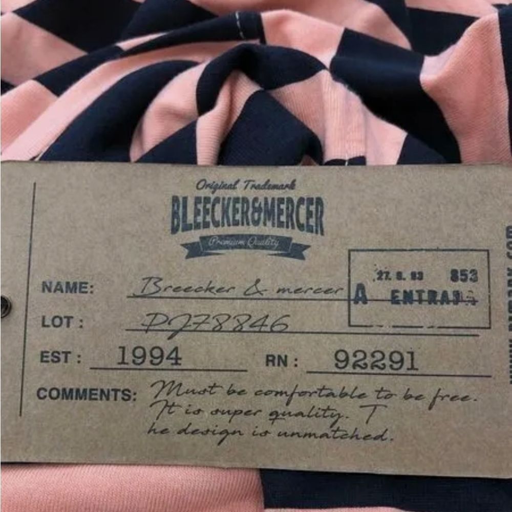 Bleeker & Mercer Men's Tshirt - Picture 4 of 5